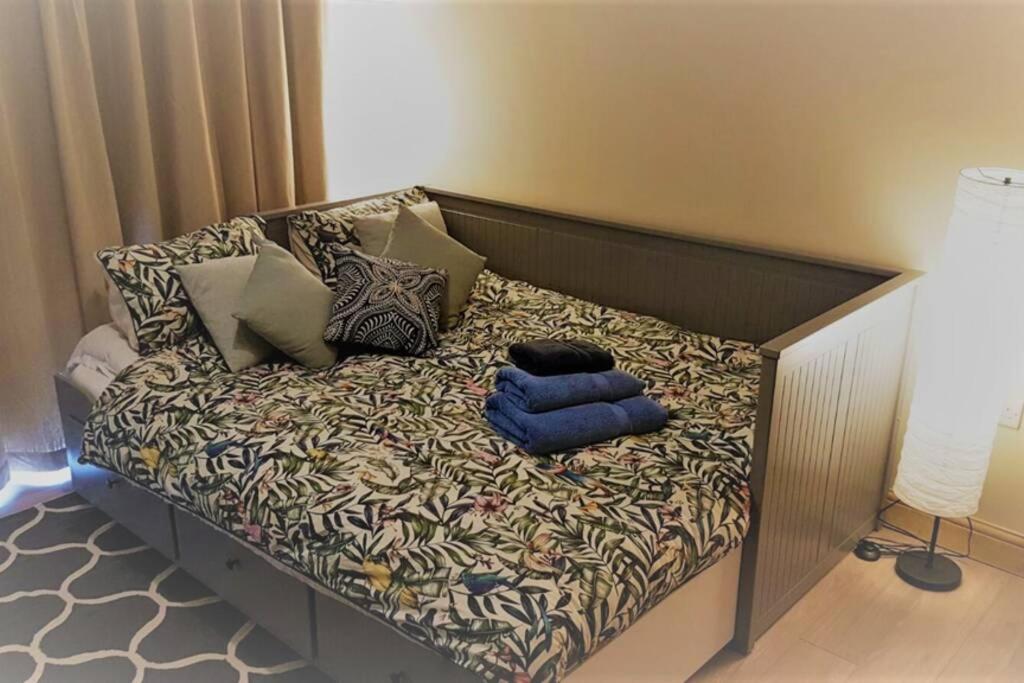 Apartment Little House